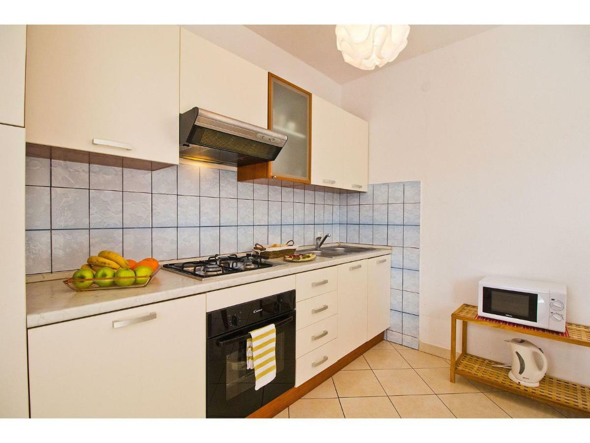 Apartment Josip Podstrana Exteriér fotografie