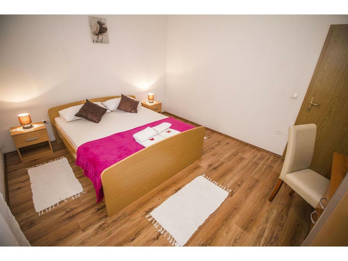Apartment Josip Podstrana Exteriér fotografie