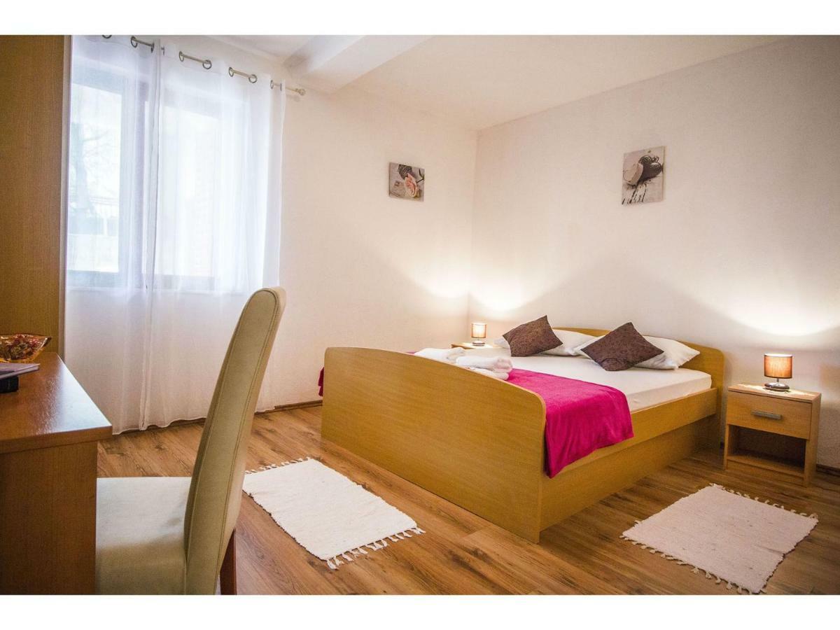 Apartment Josip Podstrana Exteriér fotografie